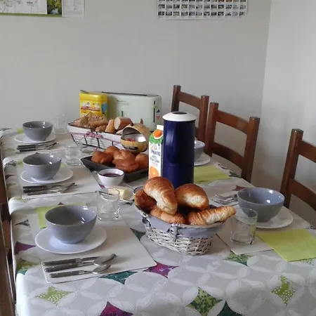 D'hotes A Bed & Breakfast